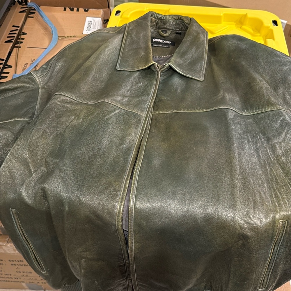 Leather pellepelle coat